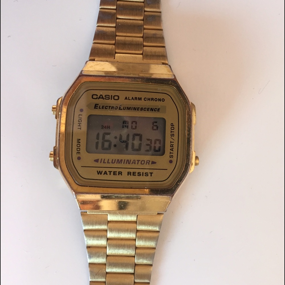 Casio vintage GOLD watch