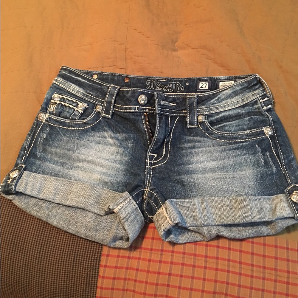 Miss Me Bling Shorts NWOT 27