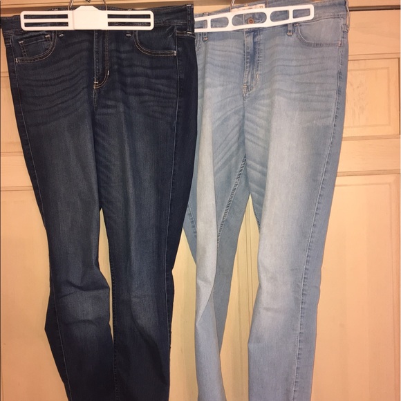 🎉Hollister Jean Bundle💋👖 - Picture 1 of 3