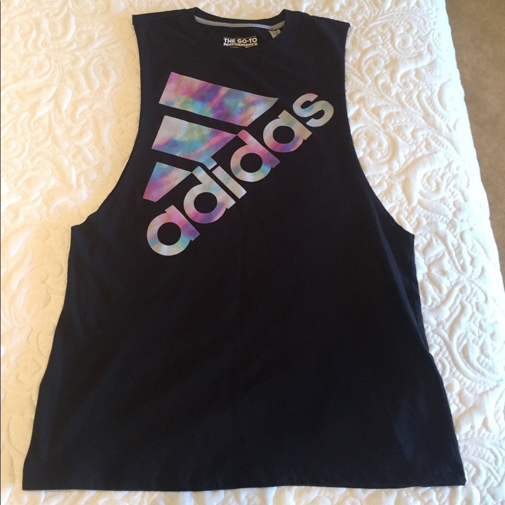 Adidas muscle tee size S