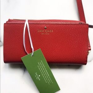 Kate Spade Grand Street Layton Wristlet in Red