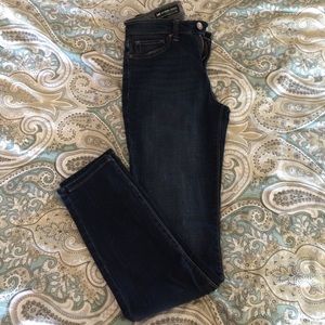 Super comfy skinny jeans