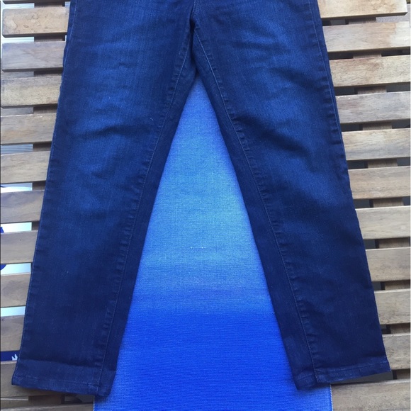 Paige Denim Skinny Jeans 👖 - Picture 3 of 4