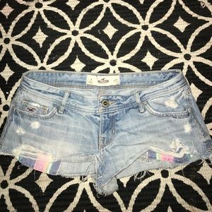 Hollister Size 5 low rise shorts