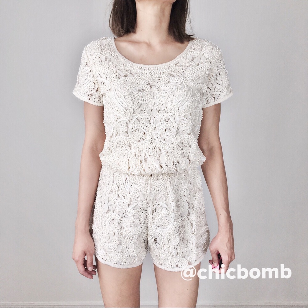 CHICBOMB - Picture 2 of 4