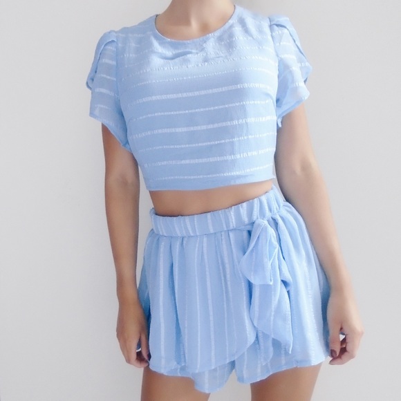 SOLD OUT ❌ Sadie Two Piece Set - Picture 5 of 8