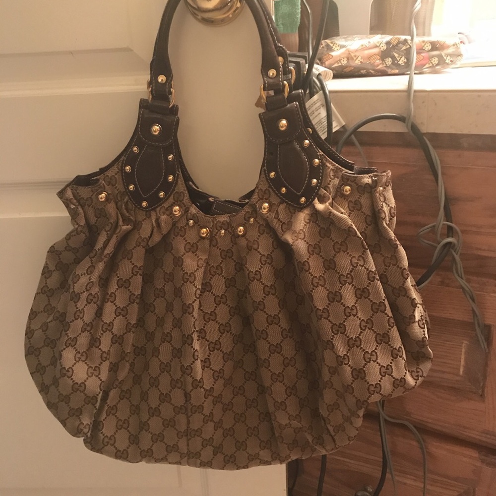Gucci handbag