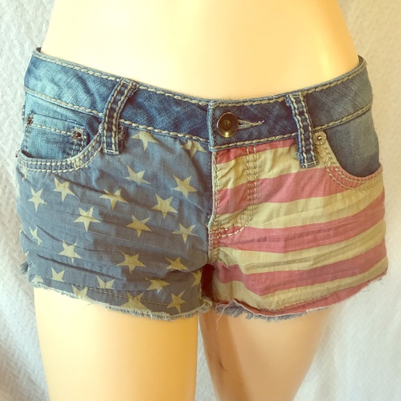 5 YMI American Flag Distressed Denim Shorts July 4 - Picture 7 of 7
