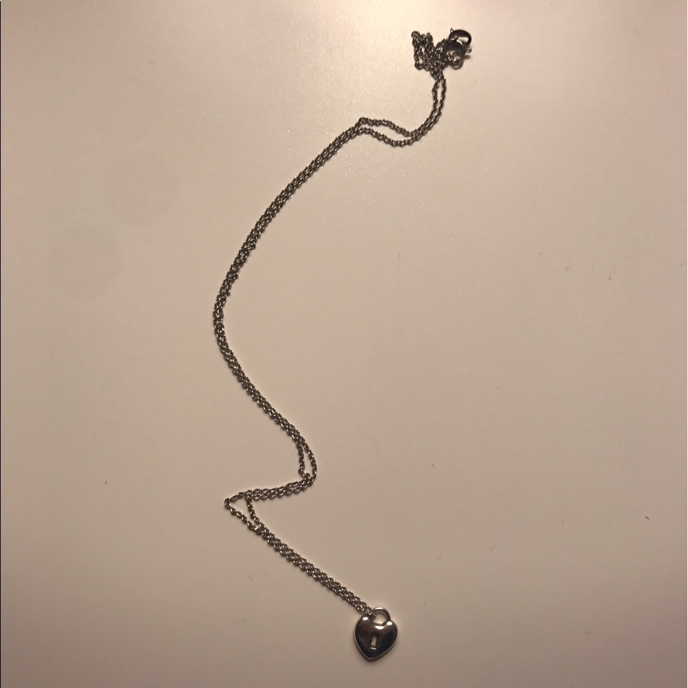 AUTHENTIC Tiffany and Co.  heart keyhole necklace