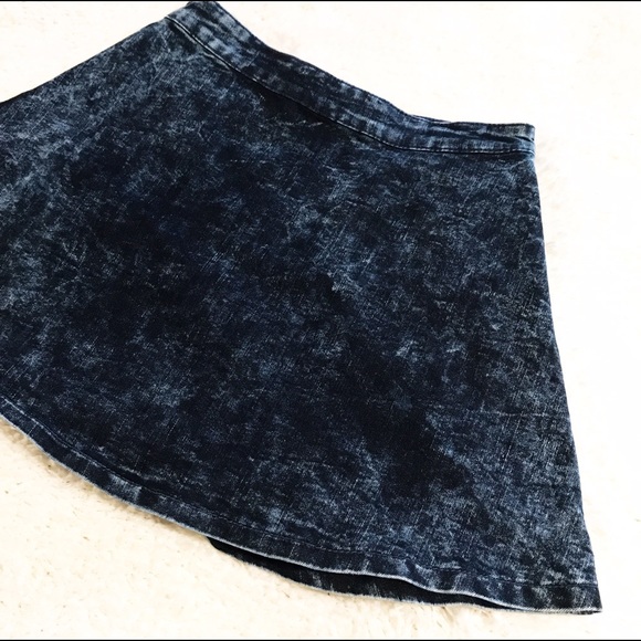 Mineral Wash Denim Skirt A-Line - Picture 3 of 8