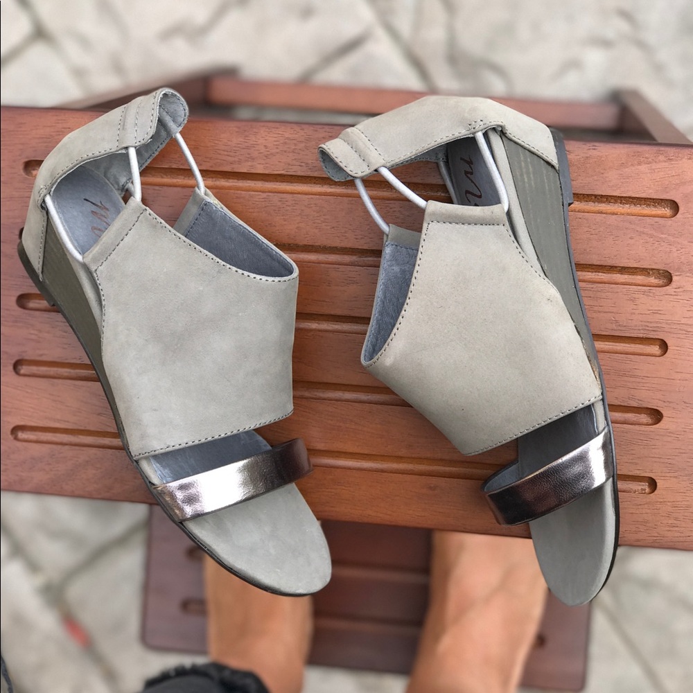 Nubuck Leather Low Wedge Grey Sandals - Picture 3 of 3