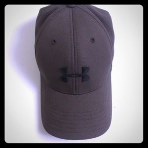 Under armor size large hat
