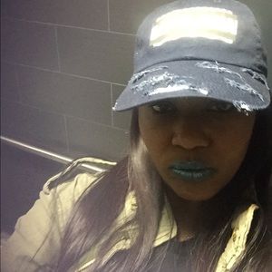 Meet your Posher, Vanessa