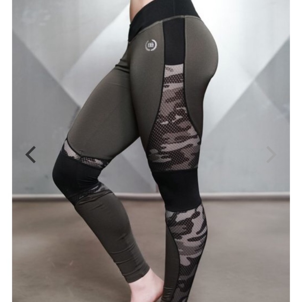 Workout leggings (SOLD)