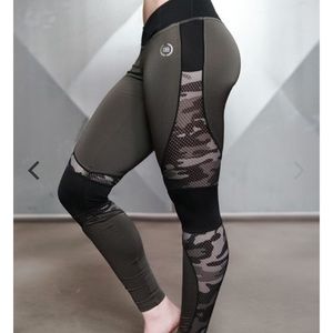 Workout leggings (SOLD)