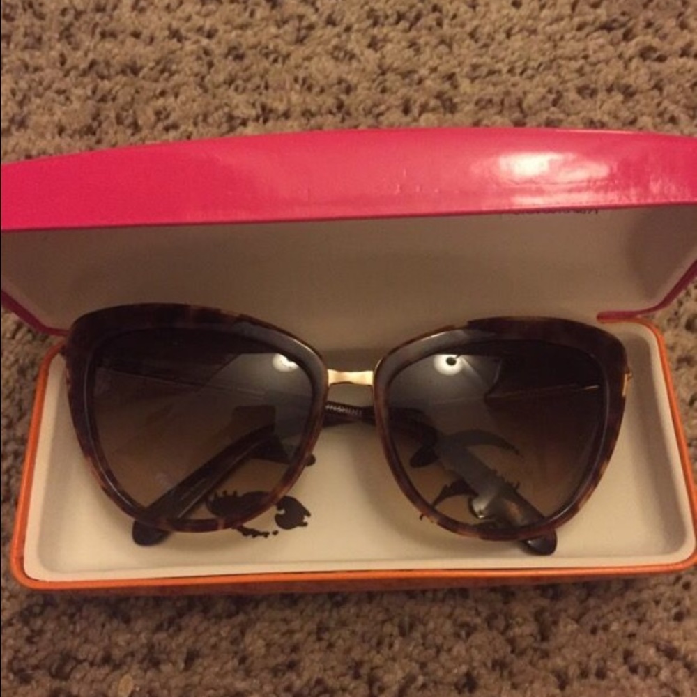 Kate Spade Sunnies!