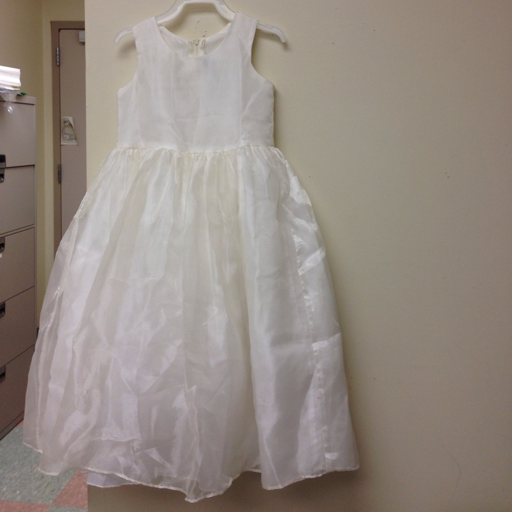 ⛔️REDUCED⛔️ Huncho Flower Girl Dress