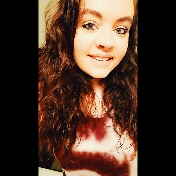 Meet your Posher, Rachael - Picture 1 of 1