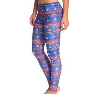 Teeki choose roses blue