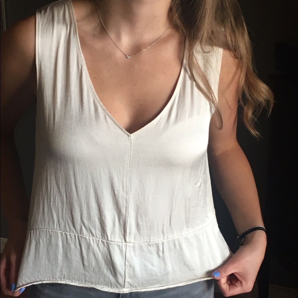 Shimmery vanilla v neck top