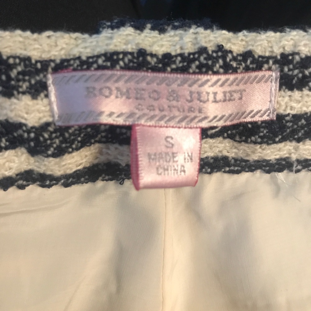 Romeo & Juliet Couture Navy & White Shorts - Picture 7 of 7