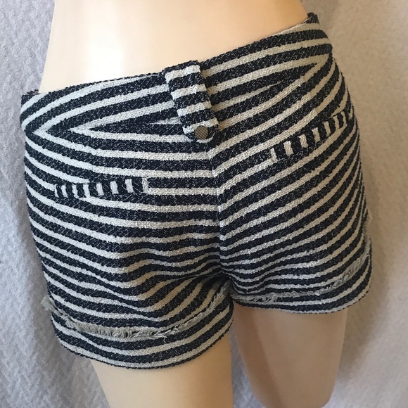 Romeo & Juliet Couture Navy & White Shorts - Picture 2 of 7