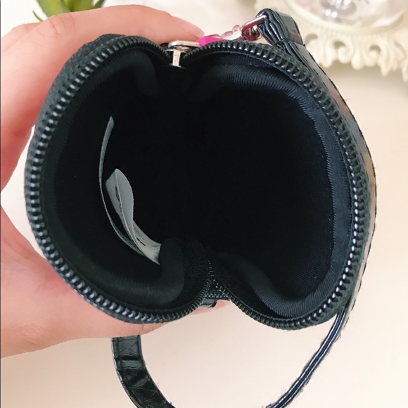 Hello Kitty Item Holder - Picture 3 of 3