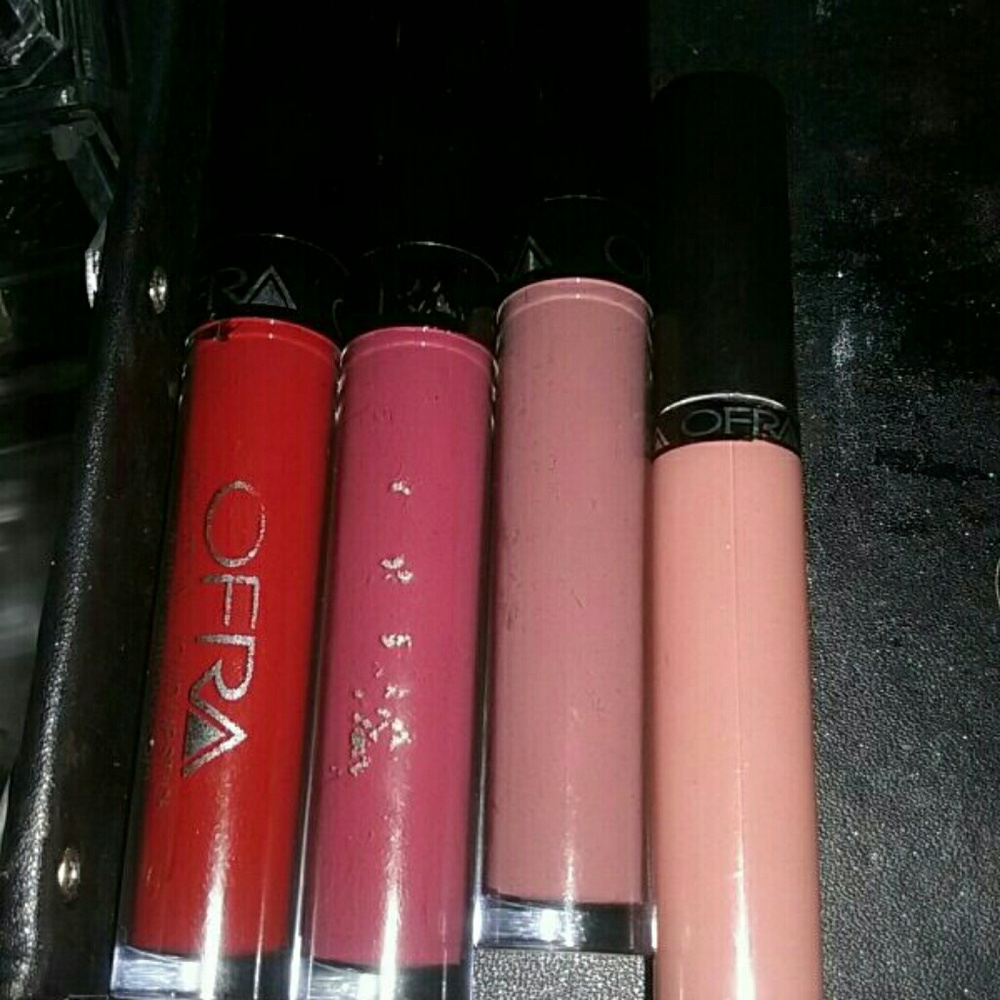 *SOLD* Ofra  bundle