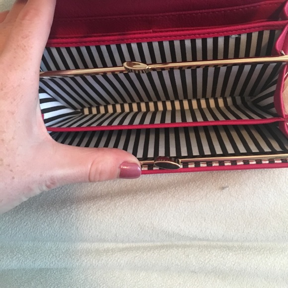 Wallet - Picture 3 of 4