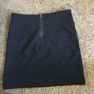 LF black body con skirt