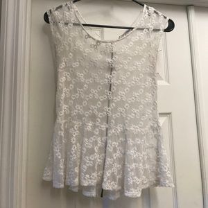 Floral lace cream colored top