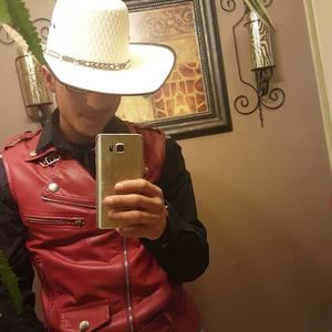 Meet your Posher, Felipe