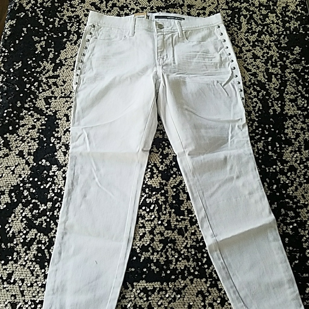 DKNY skinny jeans white sz. 8 NWT summer weight