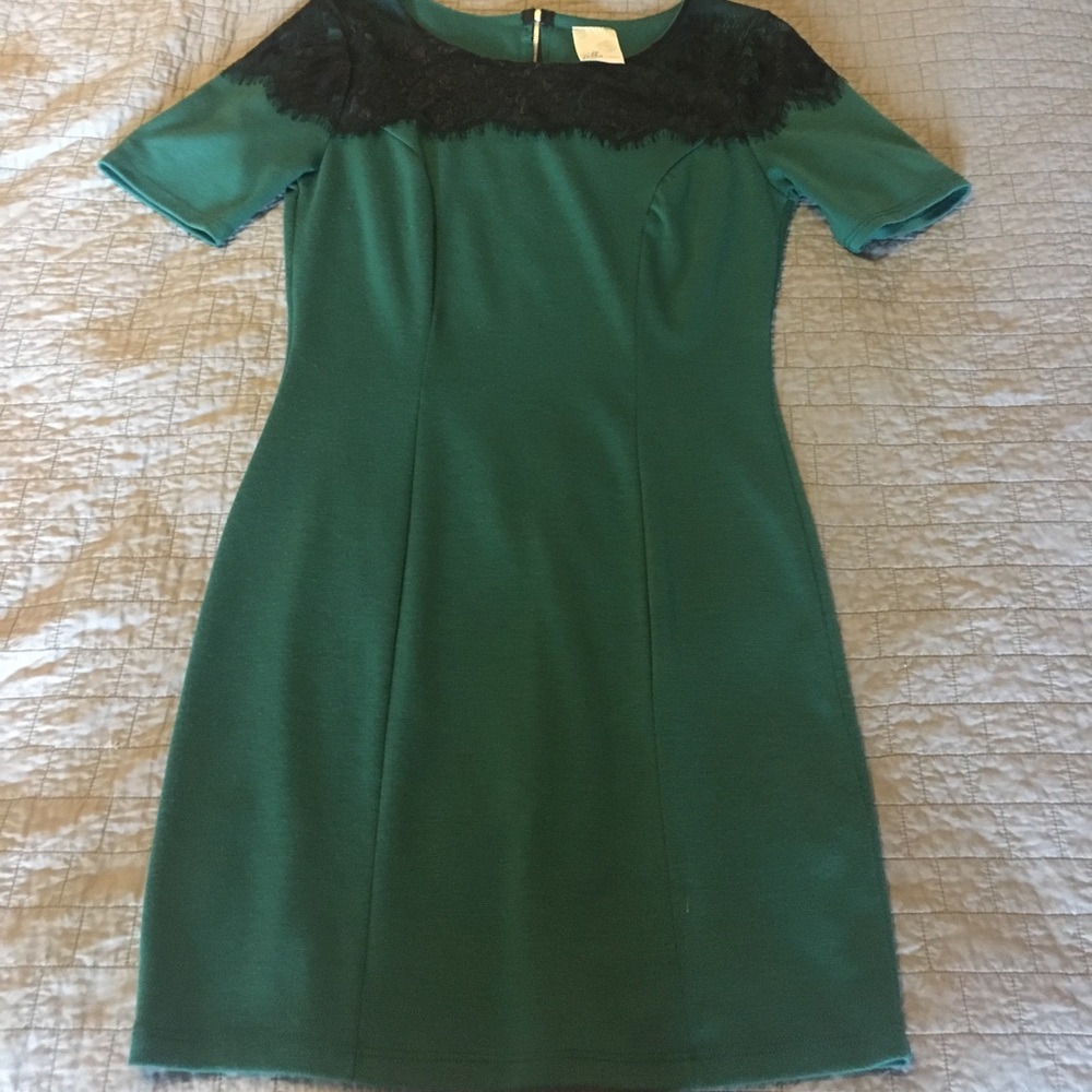 Green and black lace body con dress