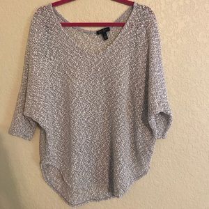 Jessica Simpson sweater
