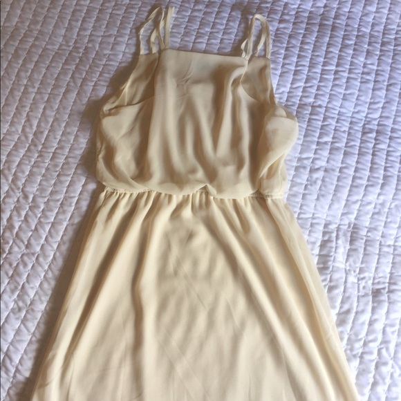 Ivory Flowy Dress - Picture 3 of 3