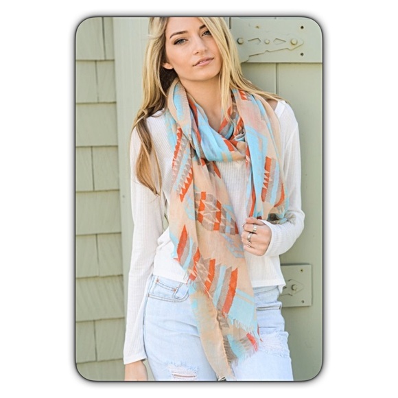 🔵CLEARANCE🔵Lightweight Khaki Aztec Tribal Scarf - Picture 3 of 5