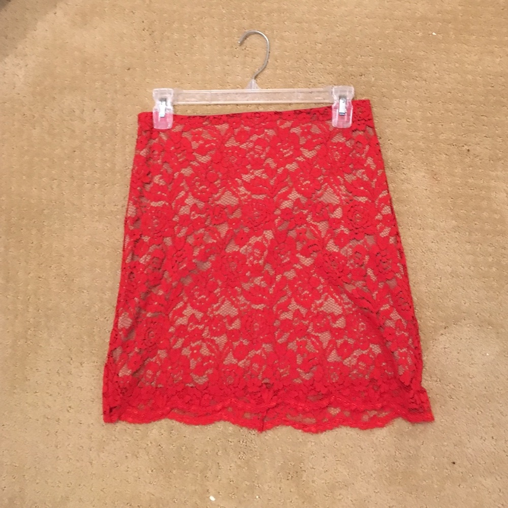 Lace bodycon miniskirt