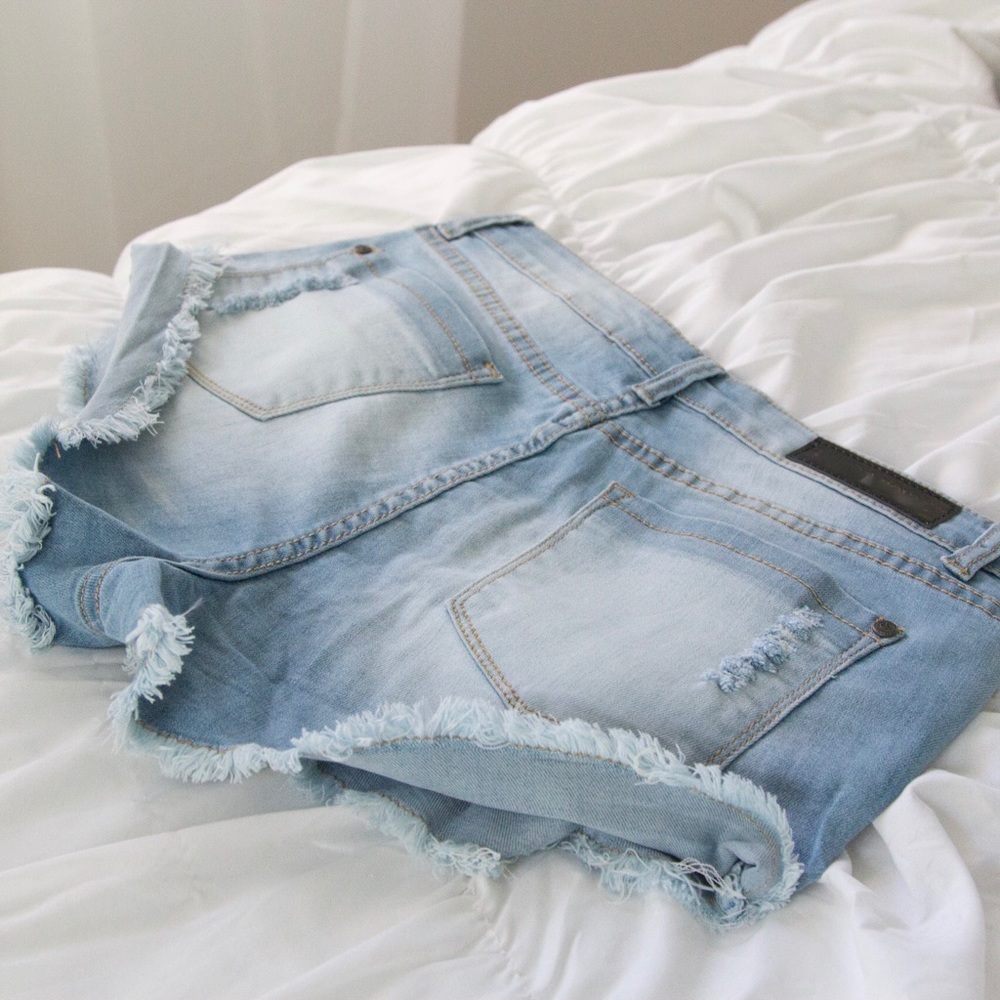 SoldOut11thStreet - Picture 6 of 8