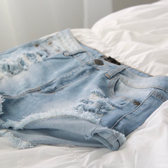 SoldOut11thStreet - Picture 4 of 8