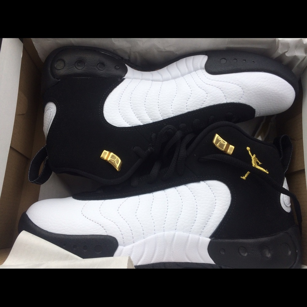 Meet your Posher, Christian