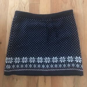 Wool skirt
