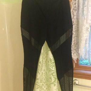 Black mesh pannel leggings