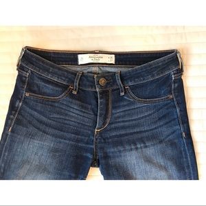 Abercrombie & Fitch - Jeans