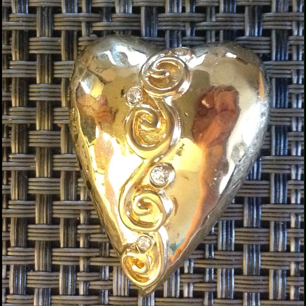 Happy Valentines Day!  FINAL PRICE  estate brooch