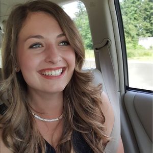 Meet your Posher, Anneka