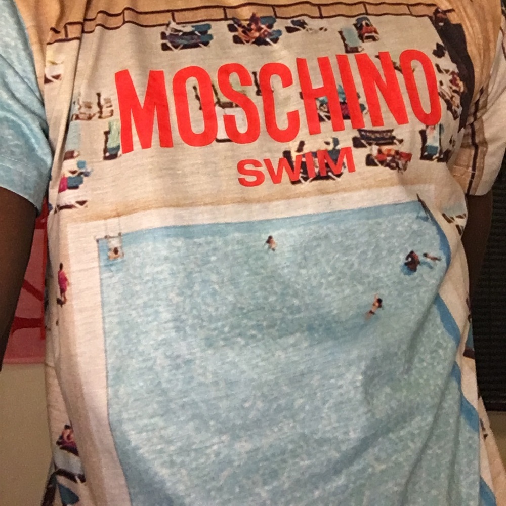 Moschino tee