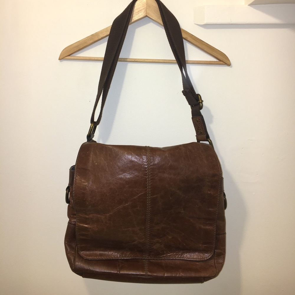 Fossil Messenger Bag