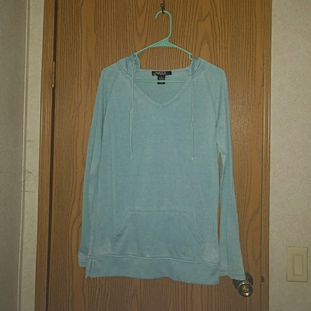 Lightweight Hooded Sweatshirt