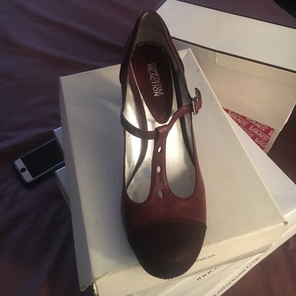 Worn once - Picture 2 of 2